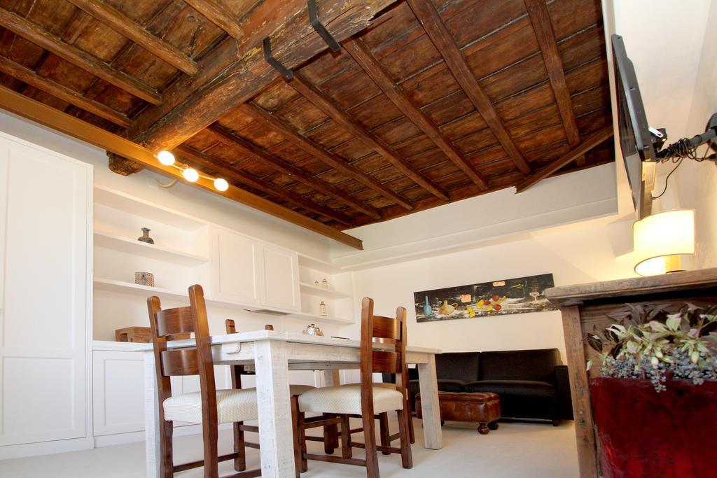 Lhp Suite Roma Trastevere Zimmer foto